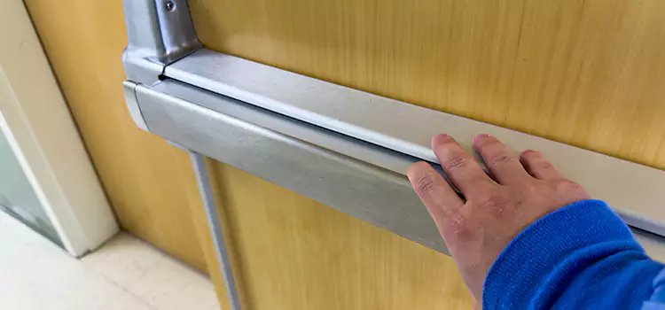 Installing a Push Bar on a Door Nederland